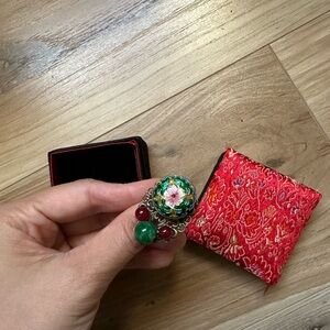 Exquisite Floral Ring